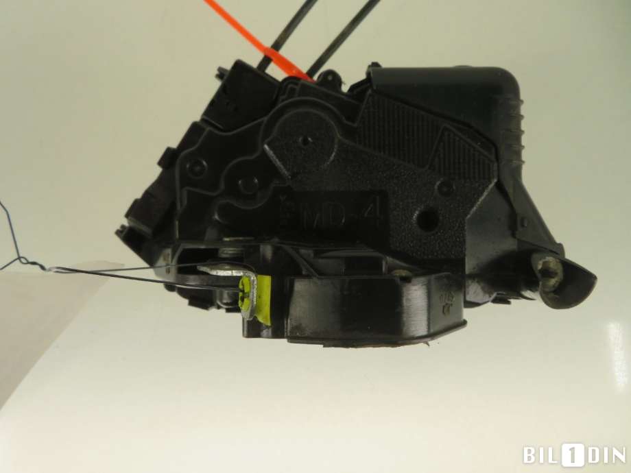 Låsekasse høyre foran til Toyota Prius 2004-2009 (Type II) (COMBI) (COMBI) (TOYOTA|6903047081|6903047080|)
