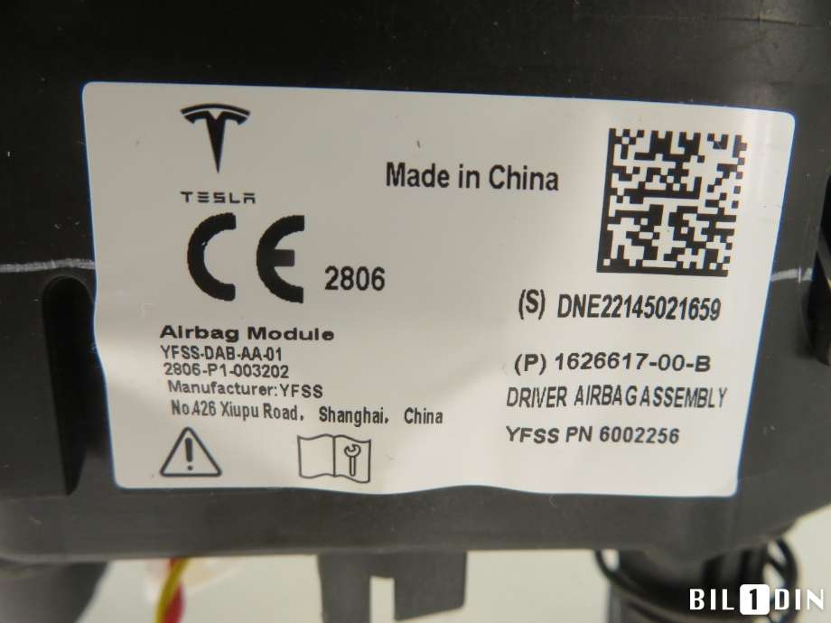 Ratt til Tesla Model Y 2021-2024 (Type I) (TESLA|162661700B|)