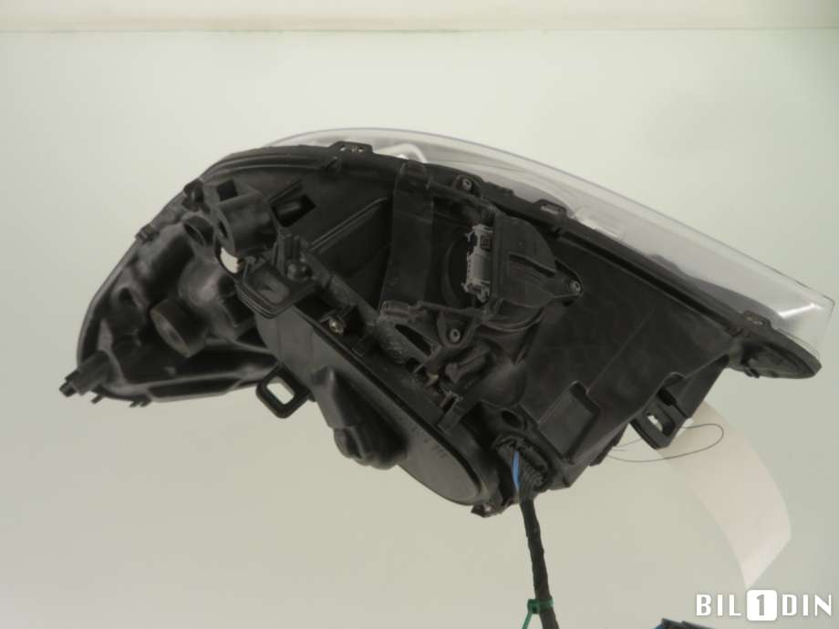 Frontlykt høyre xenon til Volvo V60 2010-2013 (Type I, Fase 1) (VOLVO|31420674|)