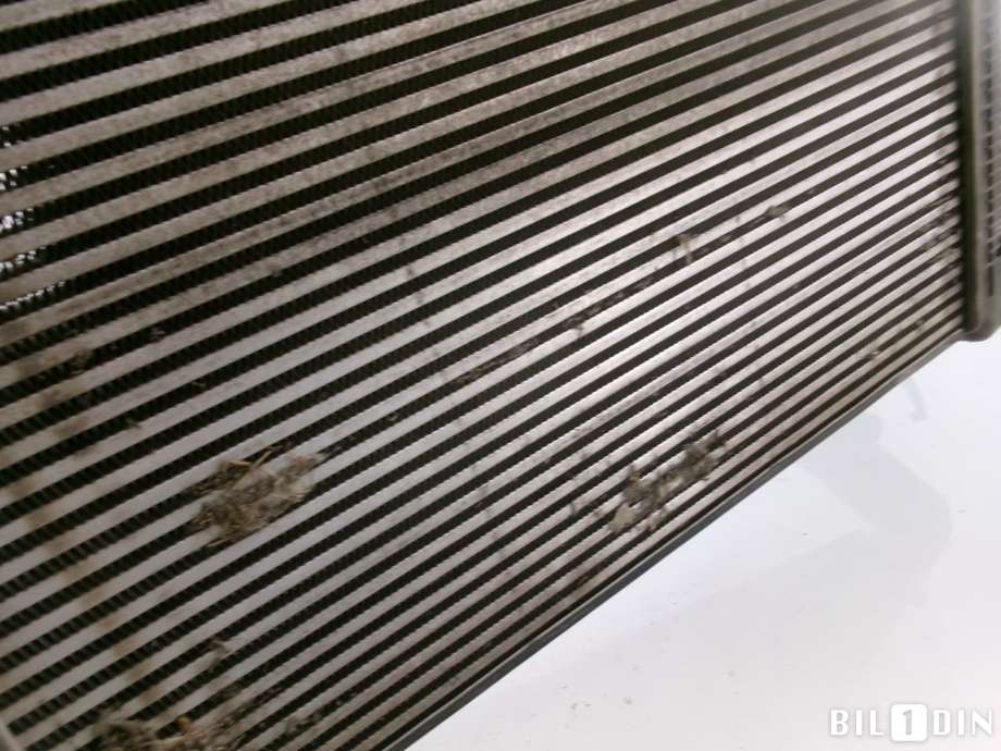Intercooler til VW Touran 2007-2010 (Type I, Fase 2) (VOLKSWAGEN|1K0145803Q|)