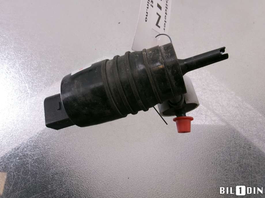 Spylerpumpe foran til BMW i3 2013-2022 (BMW|67127388349|)