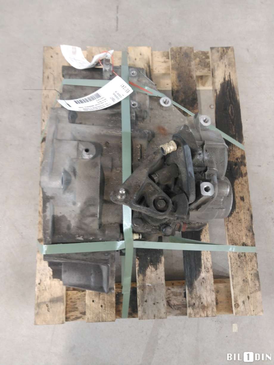 Girkasse manuell 6-trinn til Škoda Octavia 2009-2013 (Type II, Fase 2)  (SKODA|02Q300048L|02Q300013R|)