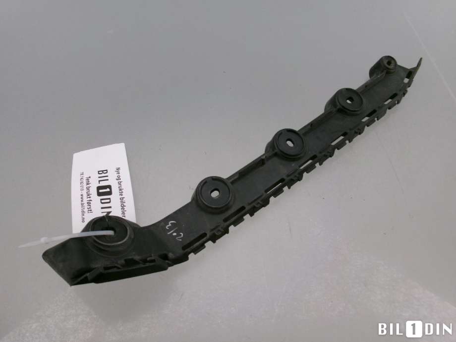 Diverse deler til Škoda Fabia 2014-2021 (Type III) (SKODA|6V9807394A|6V9807394|)