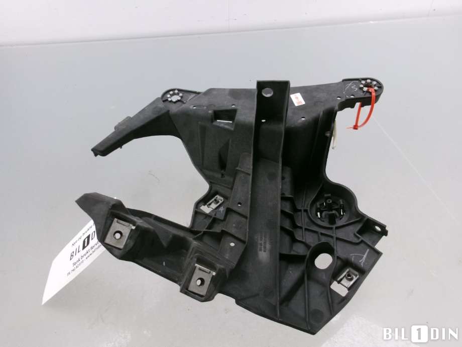 Diverse deler til BMW X5 2013-2018 (F15) (F15) (BMW|51647294543|)