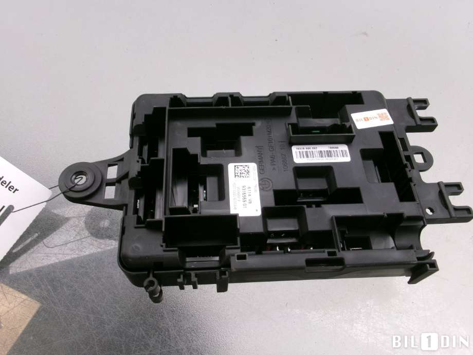 Sikringsboks til BMW X5 2013-2018 (F15) (F15) (BMW|61149259466||61149316569)