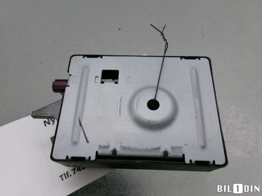 Antenne forsterker til BMW X5 2013-2018 (F15) (F15) (BMW||9230911)