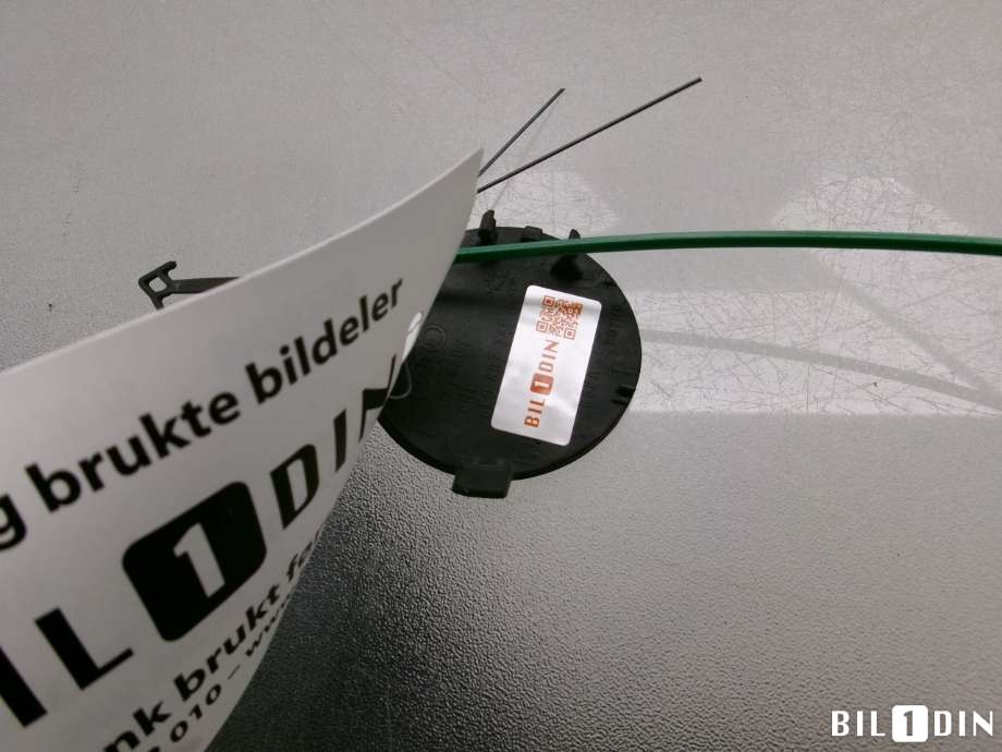 Bagasjerom slepeøye/tauekrok til Audi A4 2007-2014 (Type IV) (B8) (B8) (AUDI|8K0807241C|)