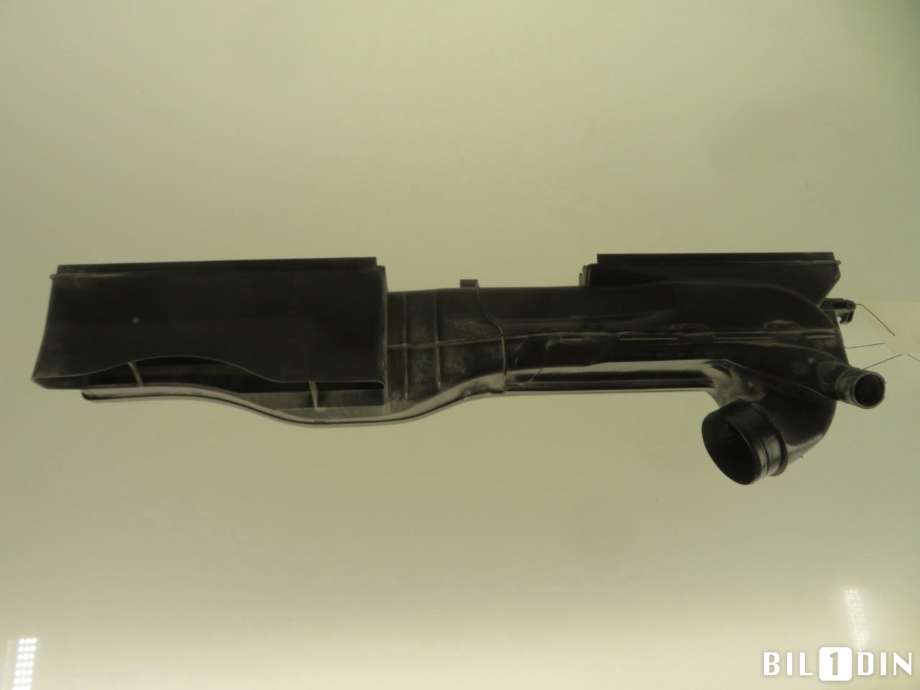 Diverse deler til VW Passat 2015-2019 (Fase 1) (B8) (B8) (VOLKSWAGEN|5Q0129254H|5Q0129254B|)