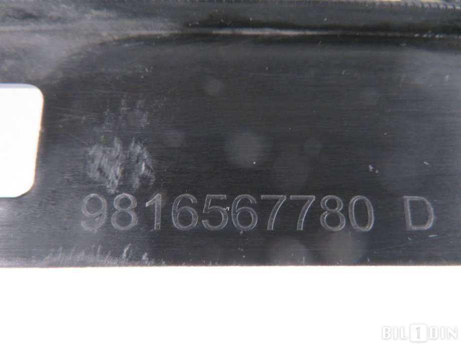 Deksel til Peugeot Partner 2019-->> (Type III)  (PEUGEOT|98165677XT|)