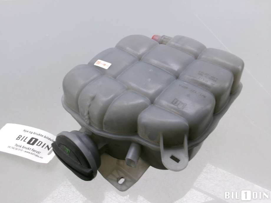 Ekspansjonstank til Audi e-tron GT 2021-->> (AUDI|9J1121407C|9J1121407A|)