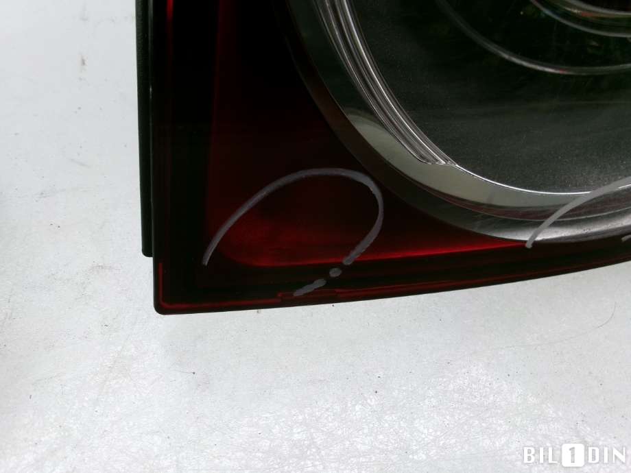 Baklykt høyre til VW Golf, Plus/Cross 2009-2013 (Fase 2) (VOLKSWAGEN|5M0945096S|5M0945096R|)