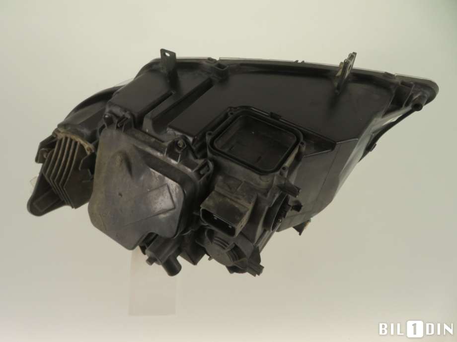 Frontlykt høyre xenon til BMW 3-Serie 2005-2011 (E90/E91/E92/E93) (E90/E91/E92/E93) (BMW|63117240248|)