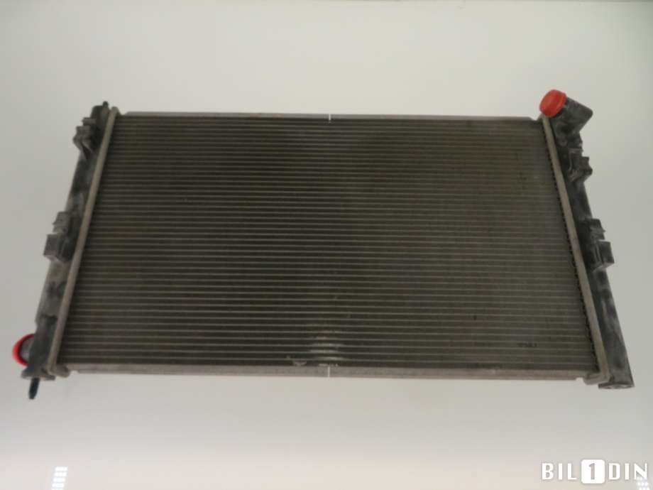Radiator (manuell gir) til Mitsubishi Outlander 2010-2012 (Type II, Fase 2) (MITSUBISHI|1350A050|)