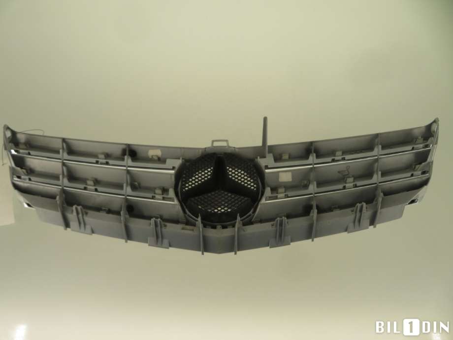 Grill til Mercedes A-Klasse 2005-2012 (W169) (W169) (MERCEDES|A1698801783|)