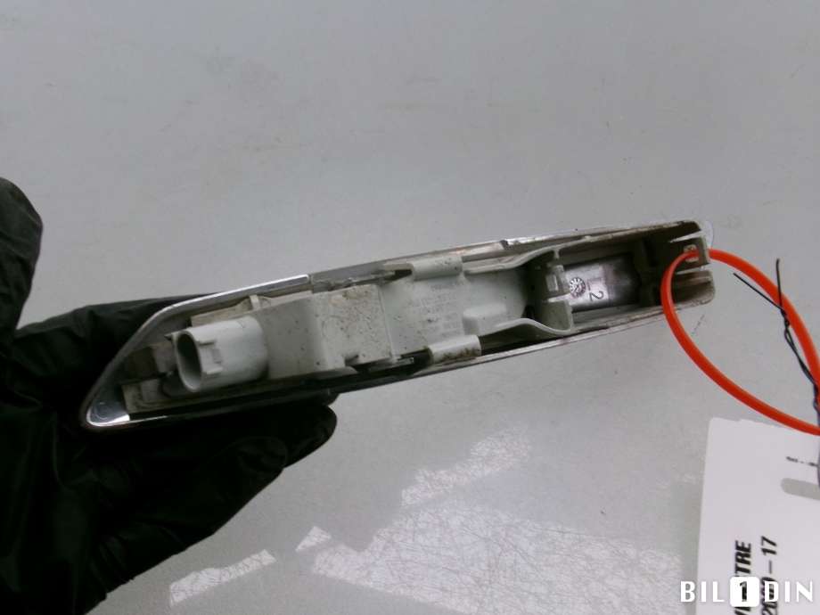 Blinklykt venstre til BMW 5-Serie 2010-2017 (F10/F11) (F10/F11) (BMW|63137154167|)
