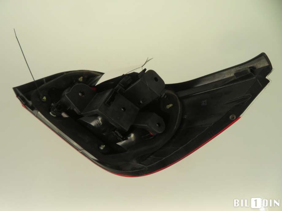 Baklykt venstre til BMW 5-Serie 2003-2010 (E60/E61) (E60/E61) (BMW|63217165737|)