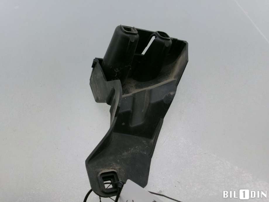 Diverse deler til Volvo V70 2005-2007 (Type II, Fase 2)  (8693384|)