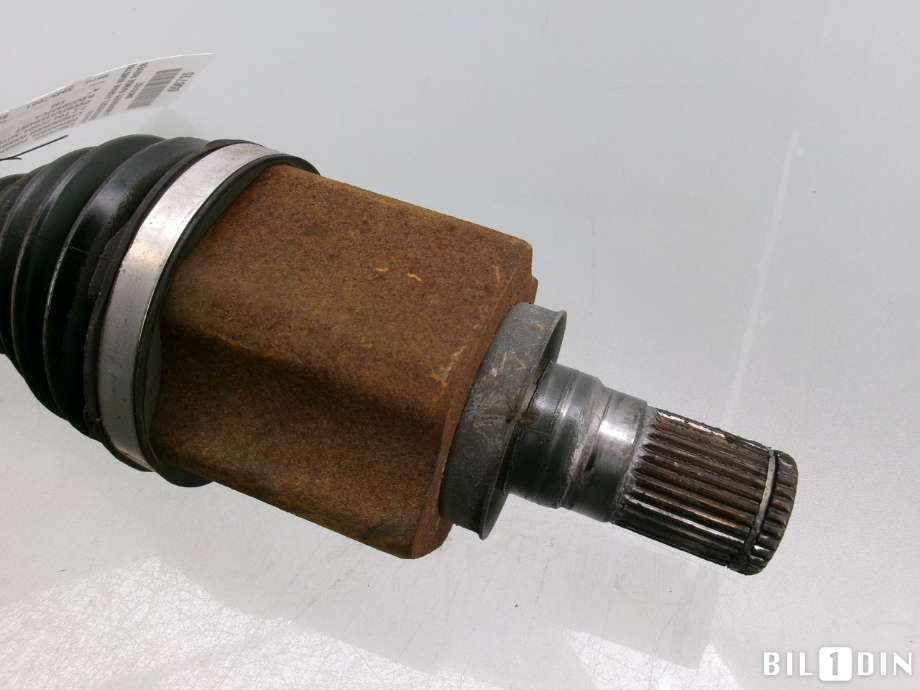 Drivaksel venstre foran til Land Rover Range Rover, Evoque 2011-2019 (Type I)  (LAND-ROVER|LR024758|BJ323B437CA|)