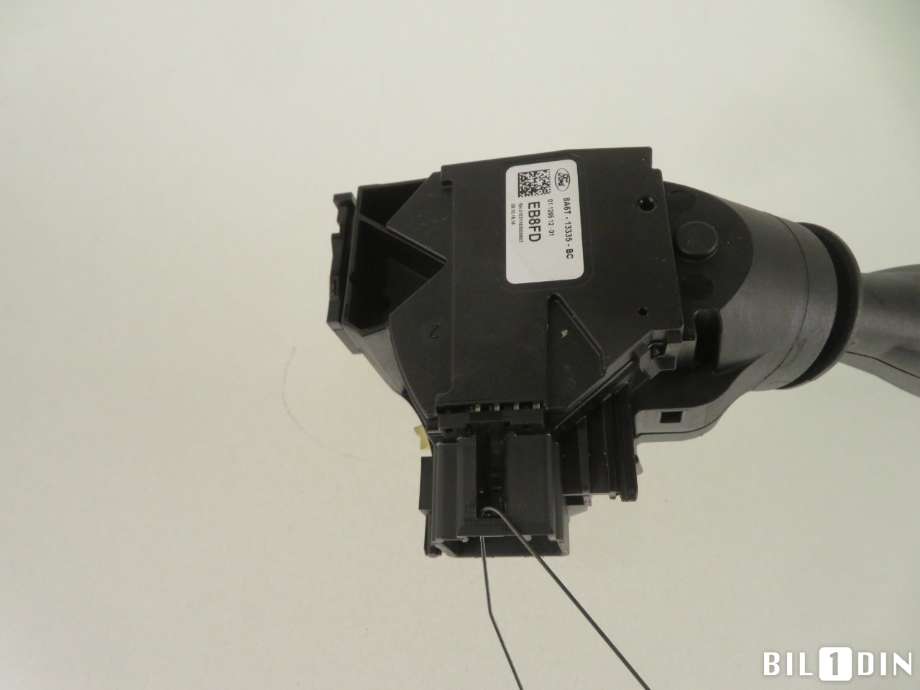 Bryter blink til Ford Fiesta 2013-2017 (Type VI, Fase 2)  (FORD|1682336|8A6T13335BC|)