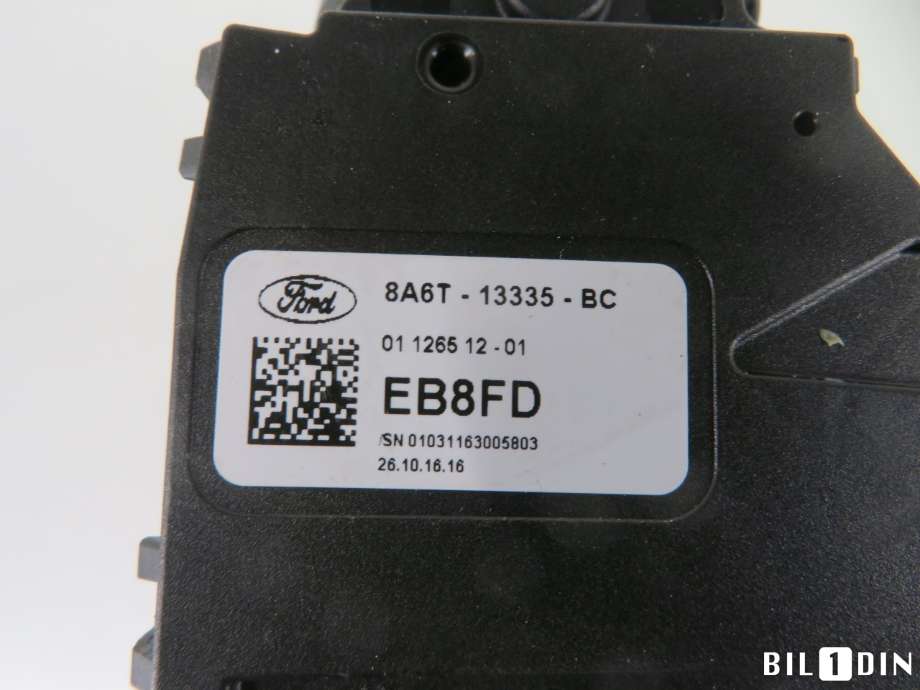 Bryter blink til Ford Fiesta 2013-2017 (Type VI, Fase 2)  (FORD|1682336|8A6T13335BC|)