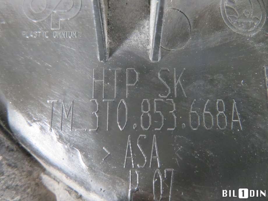 Grill til Škoda Superb 2008-2015 (Type II)  (SKODA|3T0853668A|)