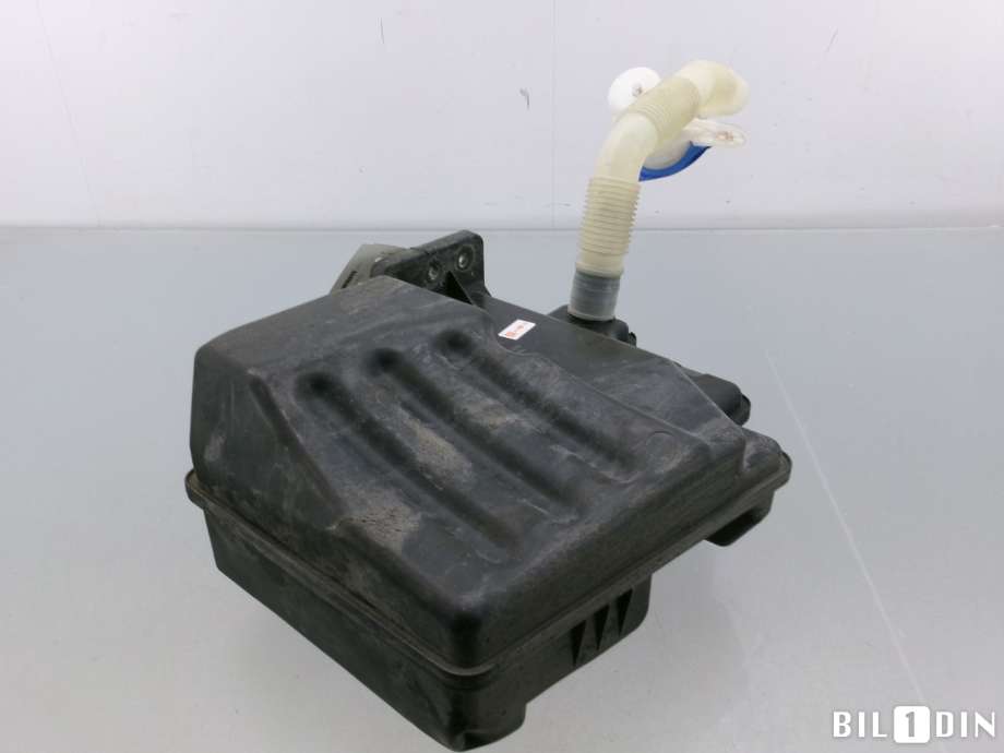 Spylertank til VW Golf VI 2008-2012 (VOLKSWAGEN|1K0955453S|)