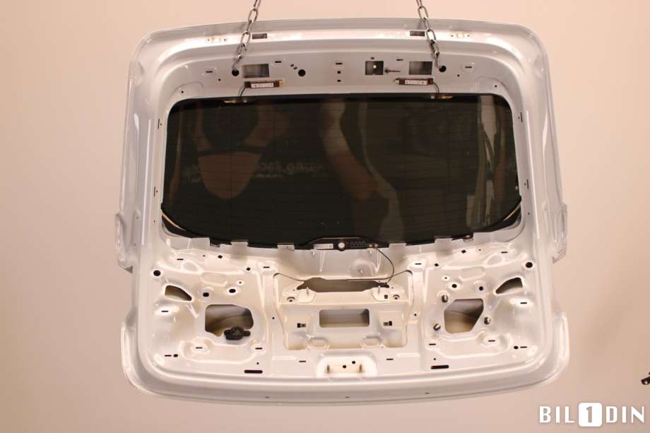 Bakluke combi til Audi Q4 e-tron 2021-->> (AUDI|89A827025|)