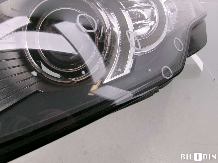 Frontlykt venstre xenon til Land Rover Range Rover, Evoque 2011-2019 (Type I) (LAND-ROVER|LR048056|LR024265|BJ3213W030EC)