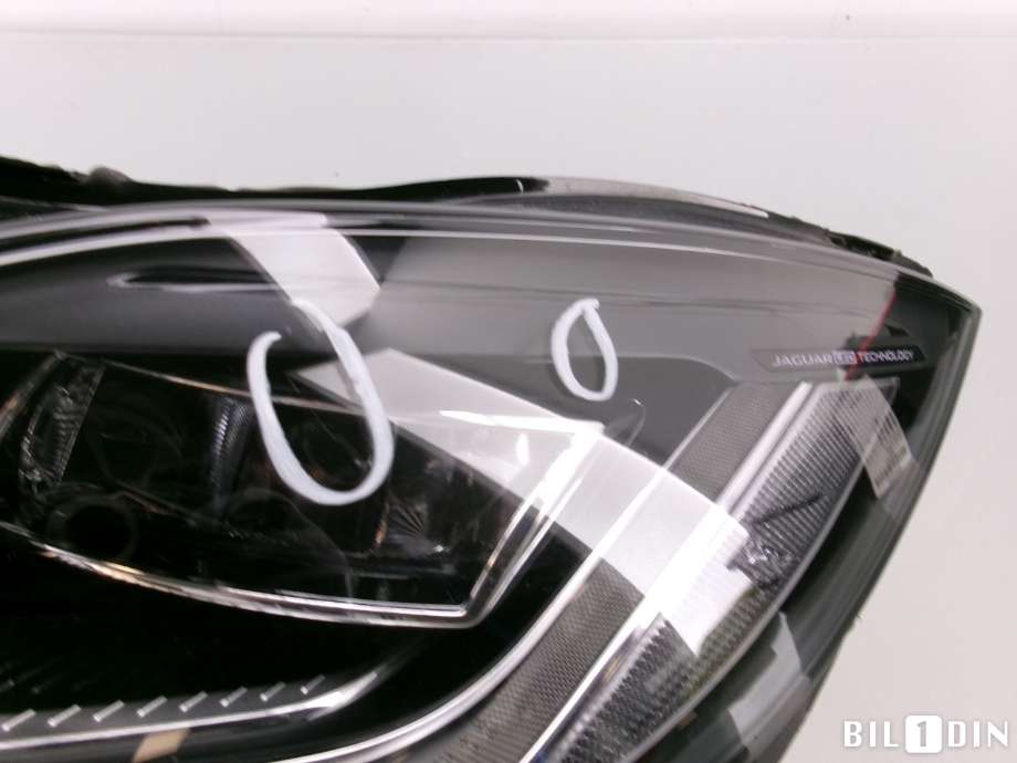 Frontlykt venstre halogen til Jaguar I-PACE 2018-->> (JAGUAR|T4K19704|T4K11270|J9D313W030EC)