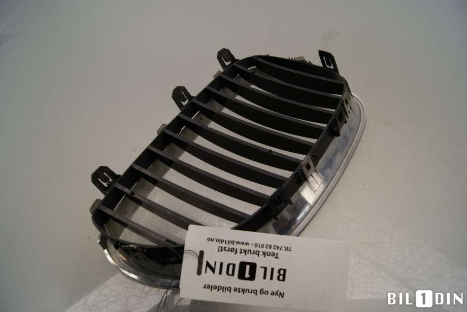 Grill venstre til BMW 5-Serie 2003-2010 (E60/E61) (E60/E61) (BMW|51712155447|)