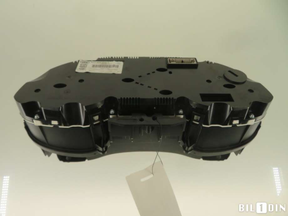 Instrumentpanel til Audi A4 2007-2014 (Type IV) (B8) (B8) (AUDI|8K0920930A|)