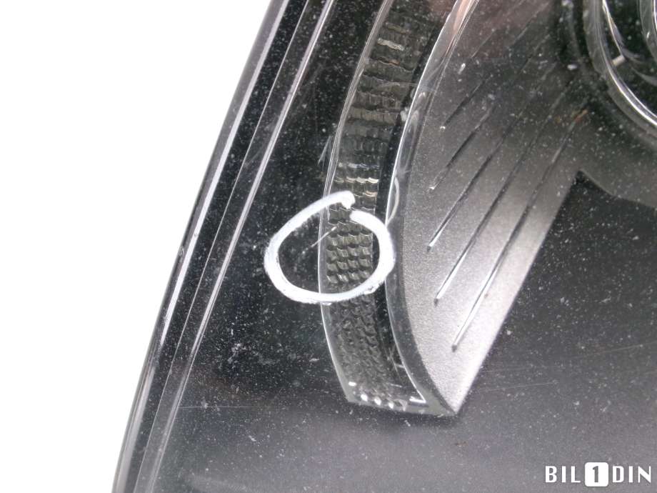 Frontlykt venstre xenon til Land Rover Range Rover, Evoque 2011-2019 (Type I) (LAND-ROVER|LR048055|LR039587|BJ3213W030EC)