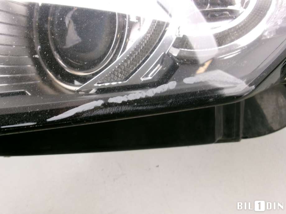 Frontlykt venstre xenon til Land Rover Range Rover, Evoque 2011-2019 (Type I) (LAND-ROVER|LR048055|LR039587|BJ3213W030EC)