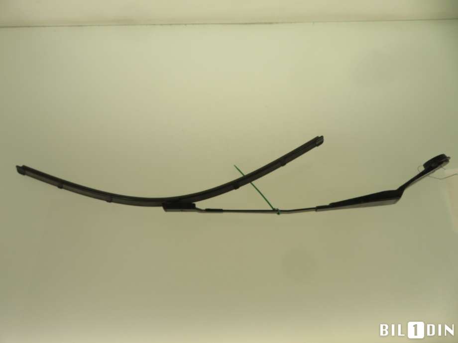 Viskerarmer frontrute til Ford Focus 2011-2014 (Type III, Fase 1) (FORD|1868603|BM5117526BC|)