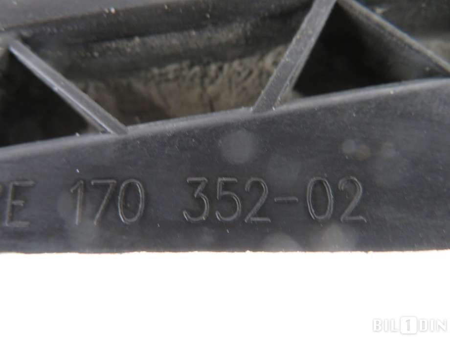 Frontlyktehus til Škoda Octavia 2009-2013 (Type II, Fase 2)  (SKODA|1Z0941464A|)