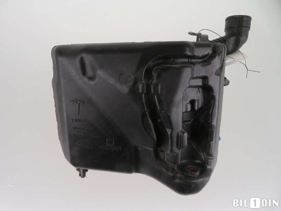 Spylertank til Tesla Model 3 2018-2023 (Fase 1)  (TESLA|109606200F|)