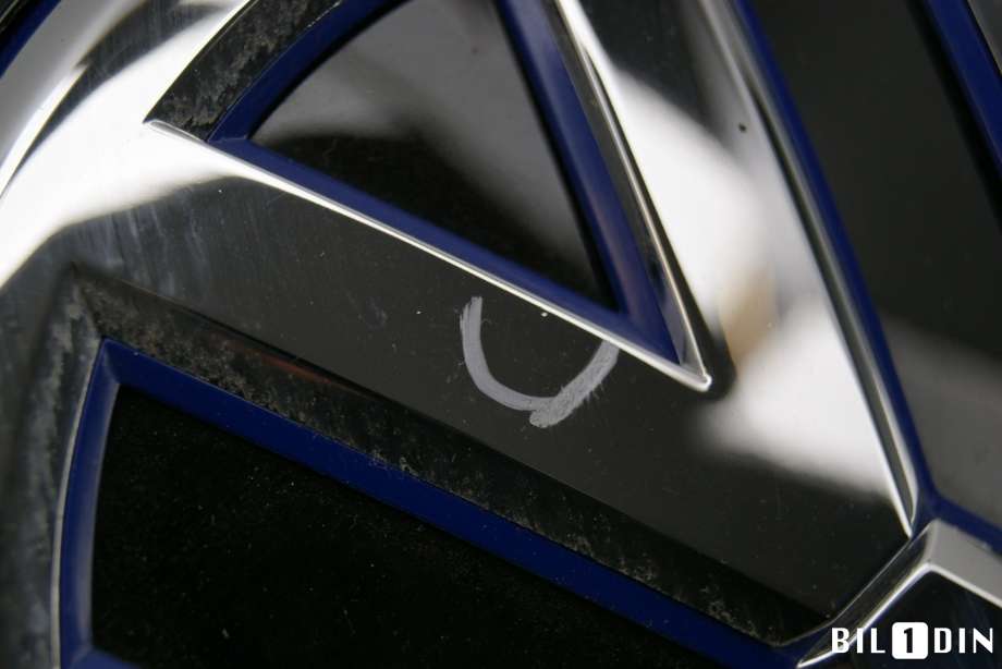 Grill til VW e-Golf 2014-2017 (Fase 1)  (5GE853651F|)