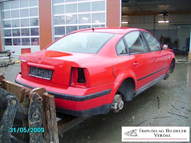 VW Passat 1997-2000 (B5,3B) (B5,3B), Motorkode: AHL, Girkassekode: DWG