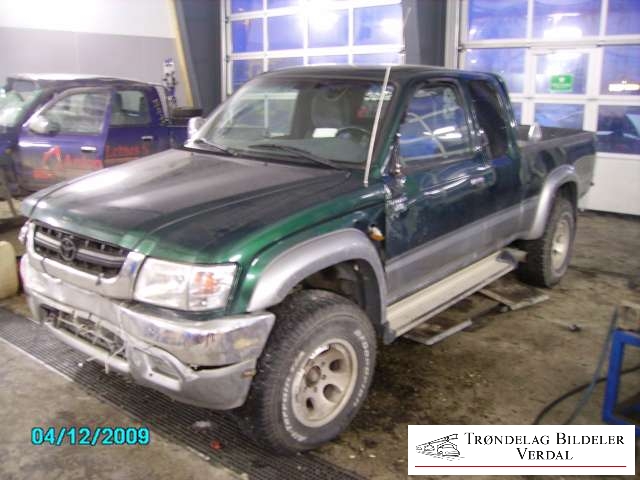 Toyota Hilux 2002-2005 , Motorkode: 2KD-FTV, Girkassekode: M