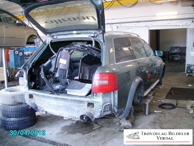Audi A6 1997-2001 (Type II, Fase 1) (C5) (C5), Motorkode: AKE, Girkassekode: AUT4X4-FCE