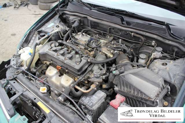 Nissan Almera 2000-2003 (Fase 1) (N16) (N16), Motorkode: QG15, Girkassekode: 