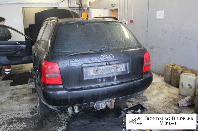 Audi A4 1995-1999 (Type I, Fase 1) (B5) (B5), Motorkode: NA, Girkassekode: 5 TR. WWO