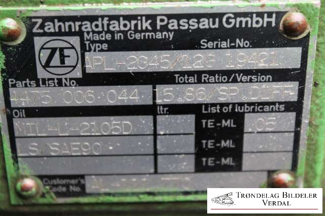 Traktor John Deere 6506 0-->> , Motorkode: 6068 DL001, Girkassekode: XD39880