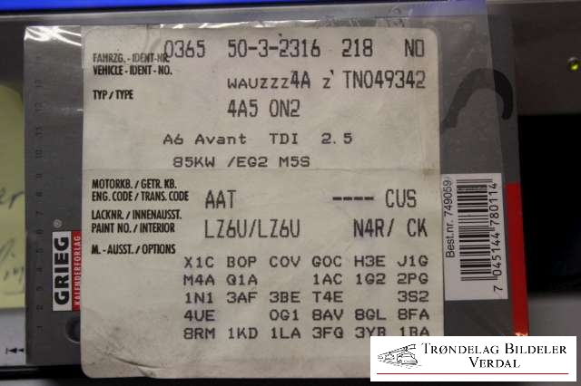Audi A6 1994-1997 (Type I) (C4) (C4), Motorkode: NA, Girkassekode: 5TR CUS
