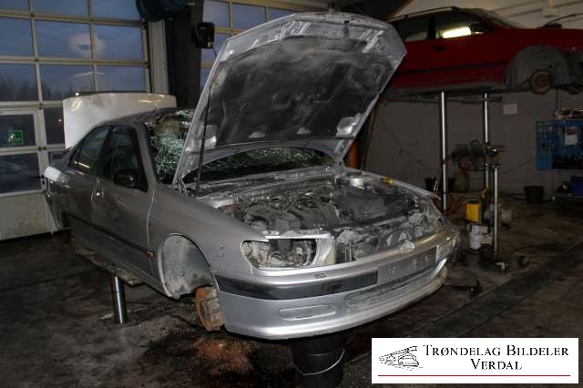 Peugeot 406 1996-1999 (Fase 1) , Motorkode: LFY, Girkassekode: NA
