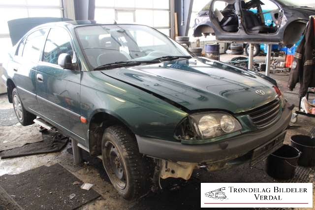 Toyota Avensis 1997-2000 (Type I, Fase 1) , Motorkode: 4A-FE, Girkassekode: