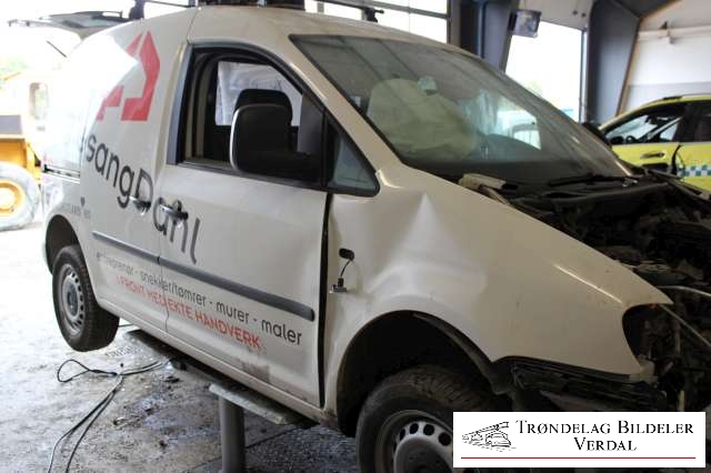 VW Caddy 2004-2010 (Type III, Fase 1) , Motorkode: BST, Girkassekode: JJS