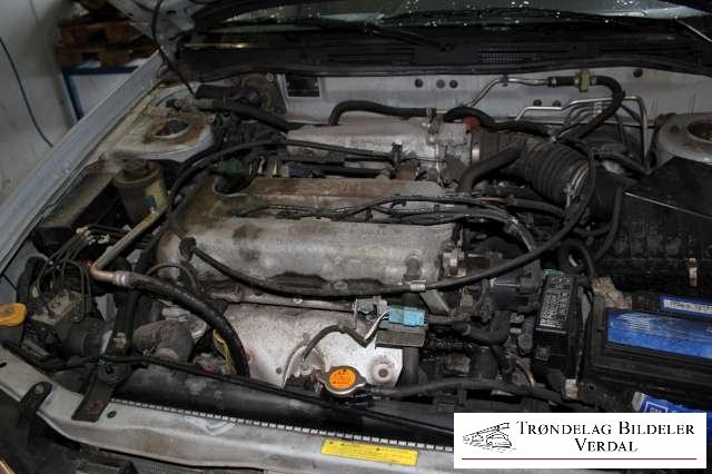 Nissan Primera 1999-2002 (Fase 2) (P11) (P11), Motorkode: SR20, Girkassekode: 