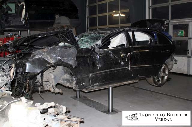 Mercedes E-Klasse 2002-2006 (Fase 1) (W211) (W211), Motorkode: 646 961, Girkassekode: NA
