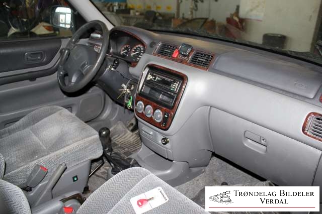 Honda CR-V 1997-2002 (Type I) , Motorkode: B20B3, Girkassekode: M